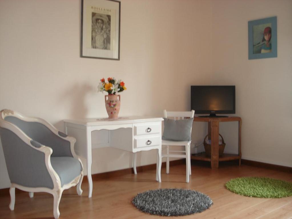 Chambre D'Hotes La Haie Fleurie Chevillard Екстериор снимка